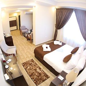 Deluxe Double Room City View